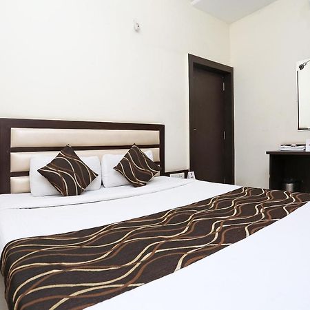 Oyo 6359 Hotel Mezbaan Regency Rāipur Zewnętrze zdjęcie