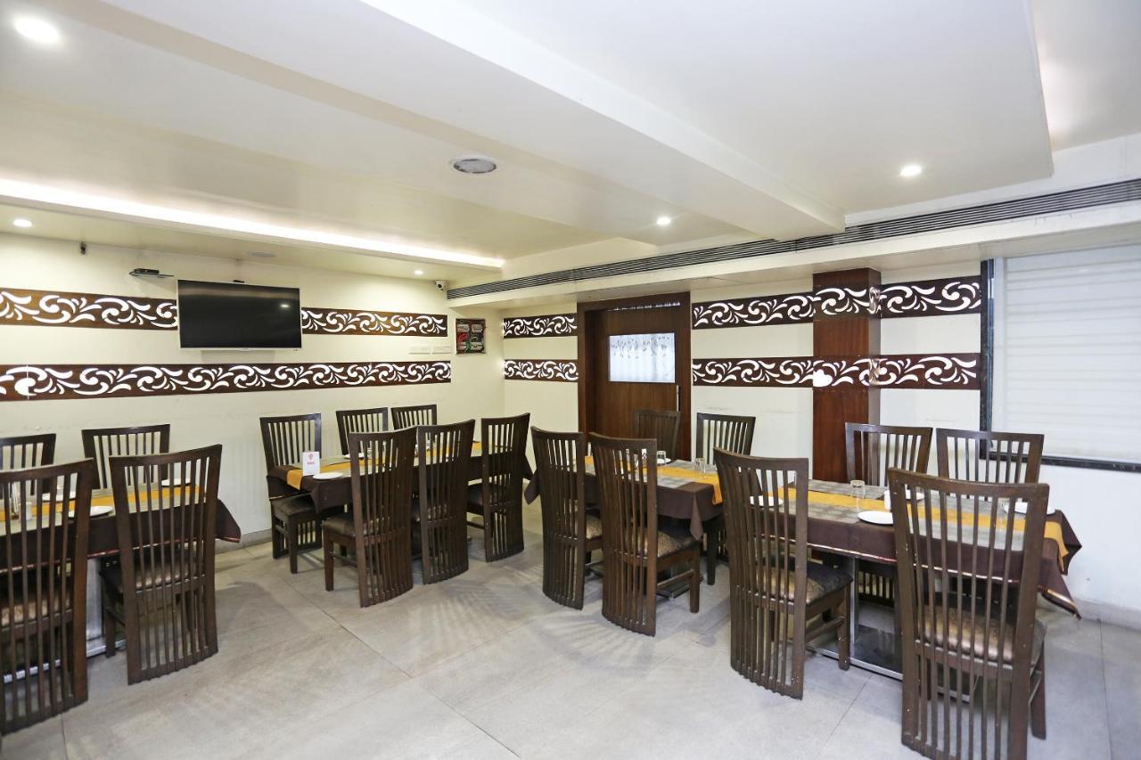 Oyo 6359 Hotel Mezbaan Regency Rāipur Zewnętrze zdjęcie